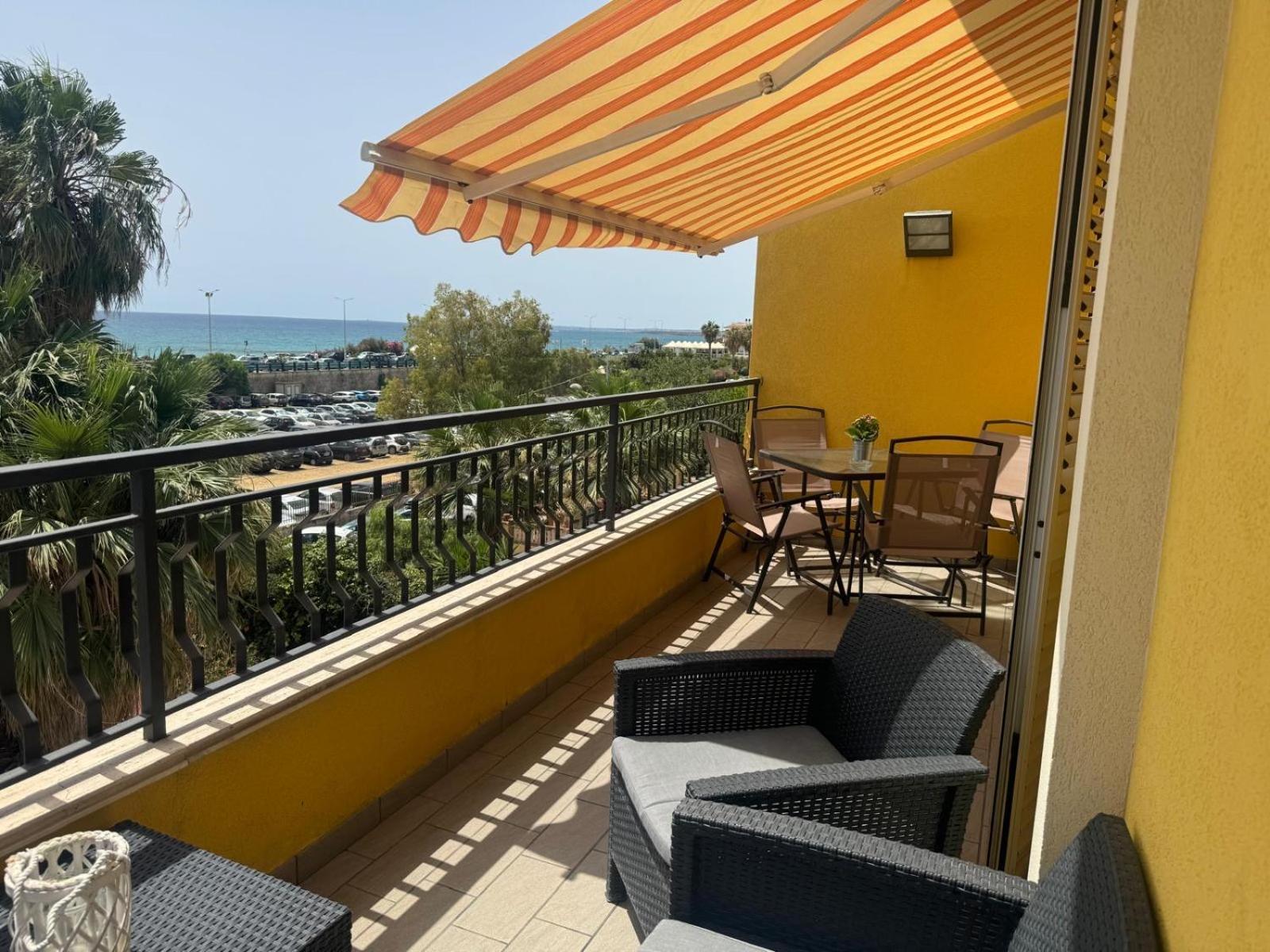 Moonlight House A 50 Mt Dal Mare Noto Marina Apartment Lido di Noto Екстериор снимка